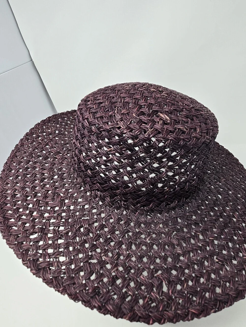 LACK OF COLOR PLUM PURPLE STRAW WOVEN BOATER HAT LARGE BRIM WOMEN MEDIUM RESORT
